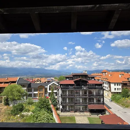 Balcony And Mountain View 7 Min Walk To Gondola *